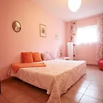 Villa Kertvarosi Csaladi Haz Budapest