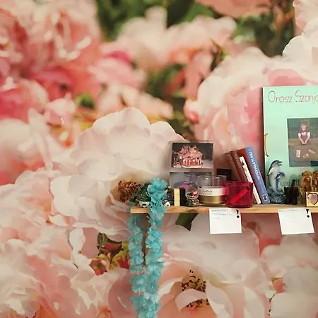 كرتفاروسي سالادي هاز * بودابست