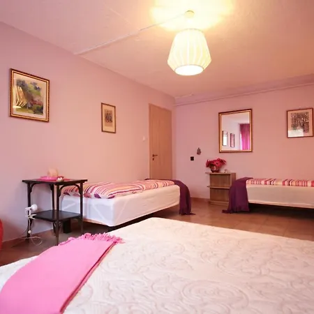 Kertvarosi Csaladi Haz Villa Budapest