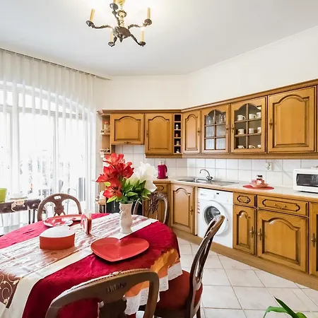 Kertvarosi Csaladi Haz Villa Budapeşte